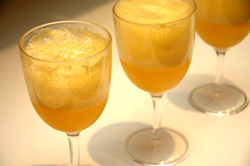 fresh peach bellini