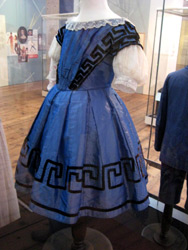 v&a museum childhood top to toe